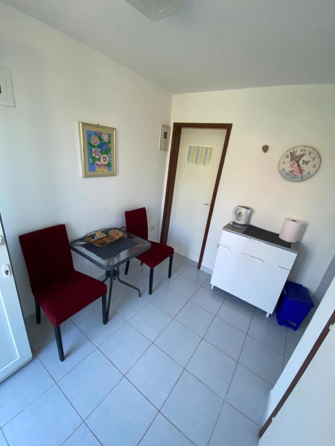 Apartment Marsela Grebastica Luaran gambar
