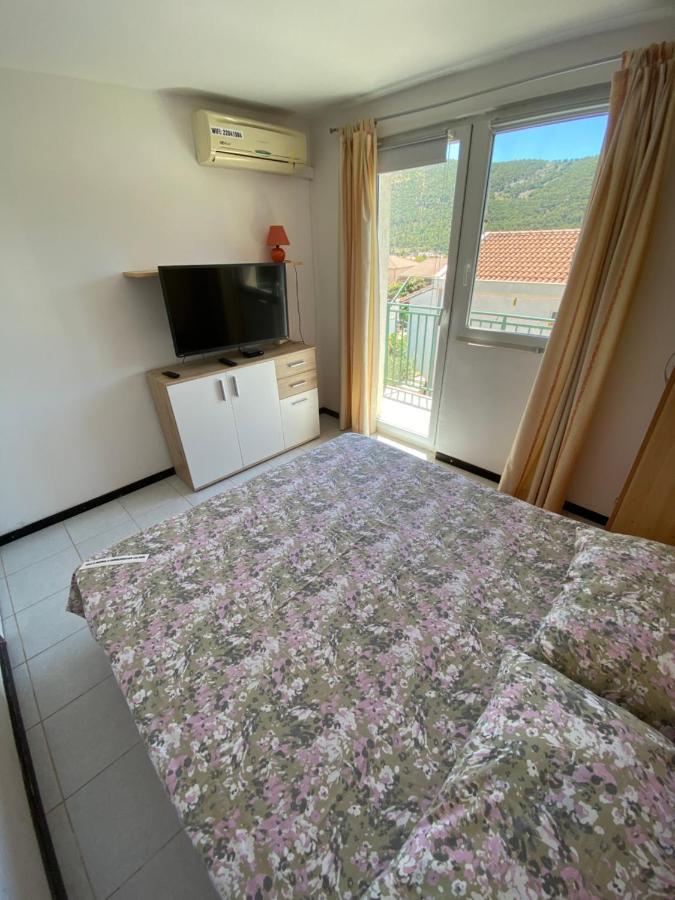 Apartment Marsela Grebastica Luaran gambar
